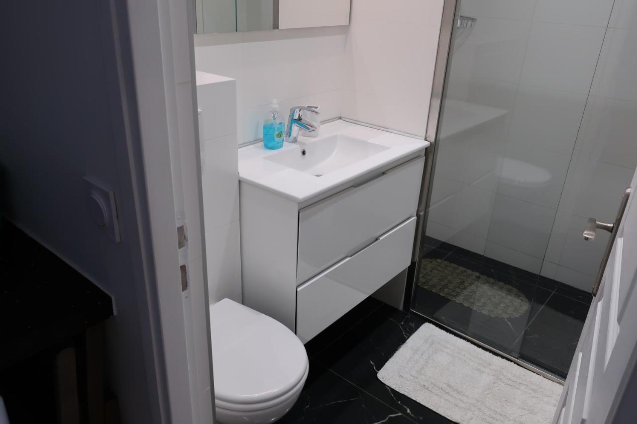 Central 2 Apartment Craiova Luaran gambar